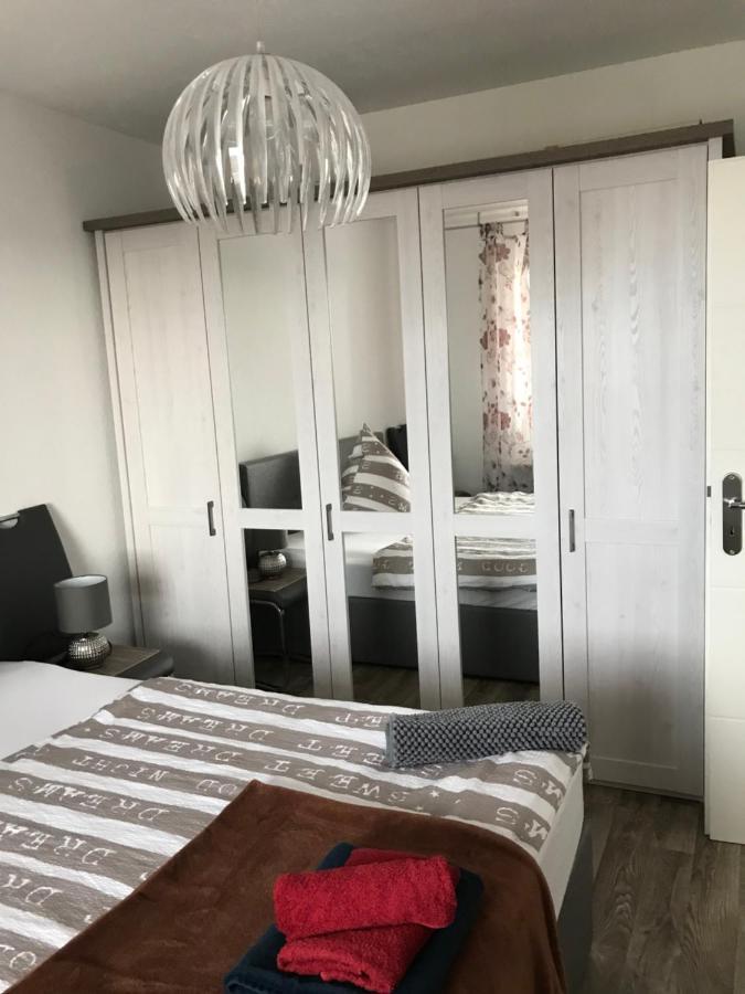 - Traumhafter Seeblick Apartment *